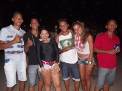 Oktober 10 Anos